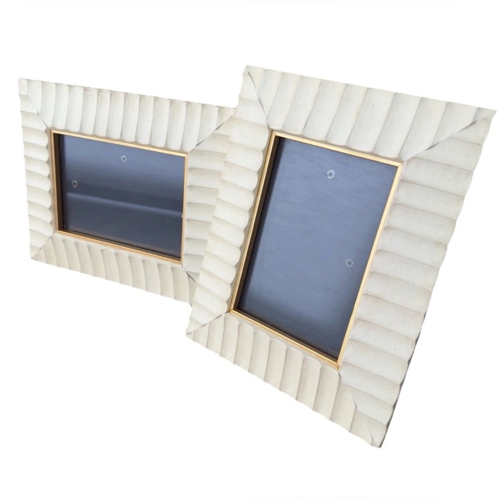 ❤️ Set of Two Cream and Gold Picture Frames